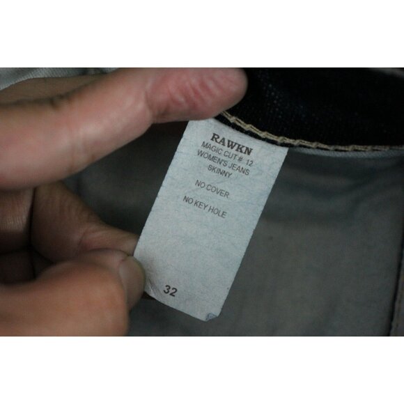 Rawkn Womens 32 x 34 Big Skull Y2K Style Skinny Jeans NEW M1042 - Picture 8 of 9